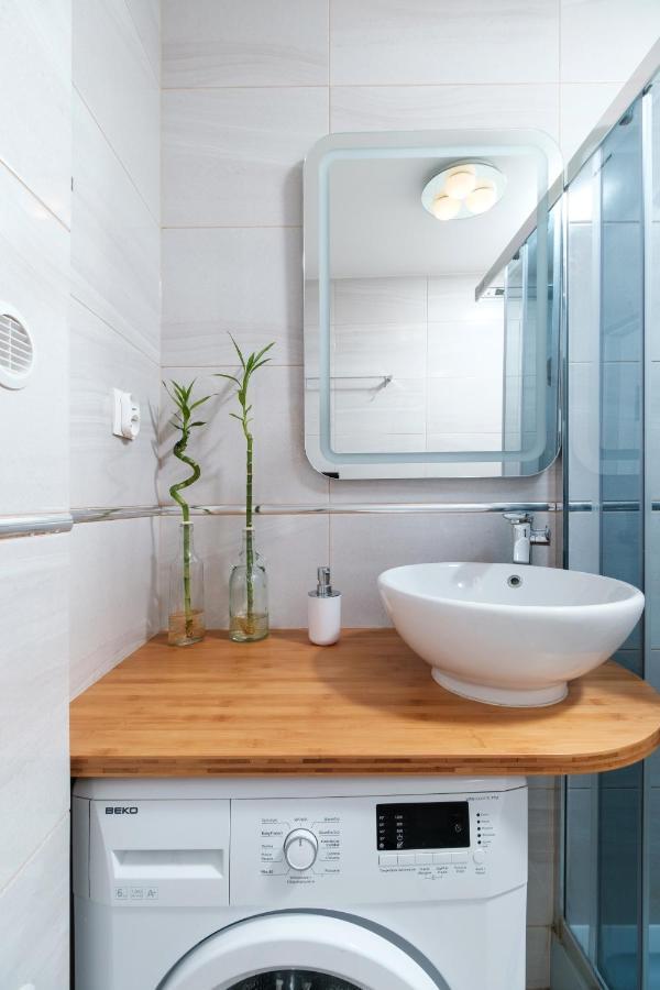 Apartament Inside Solec Ii *
