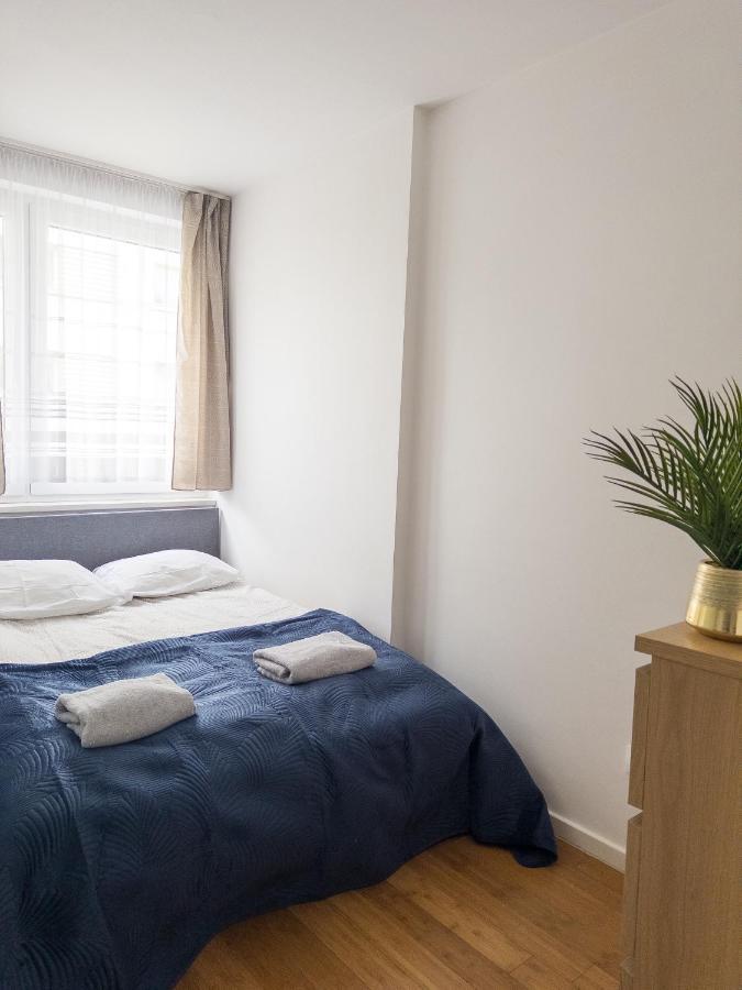 Inside Solec Ii Apartament
