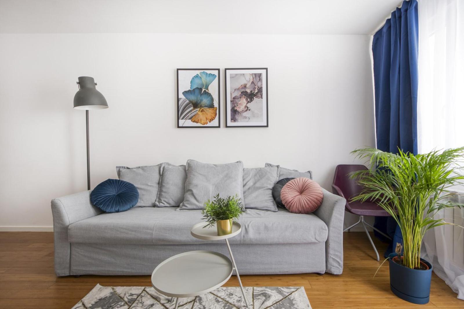 Inside Solec Ii Apartament